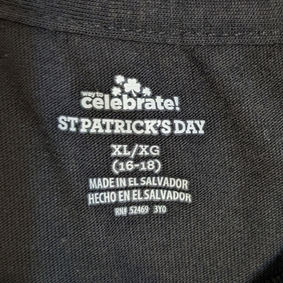 one lucky Mama St. Patrick's day shirt Extra Large - Picture 3 of 6